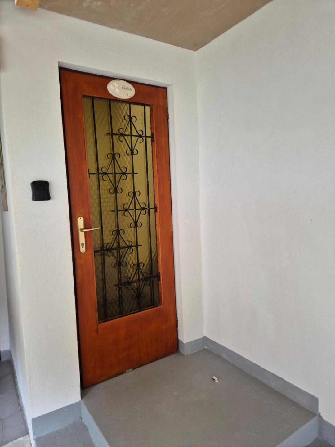 Kiara Rooms Есенице Экстерьер фото